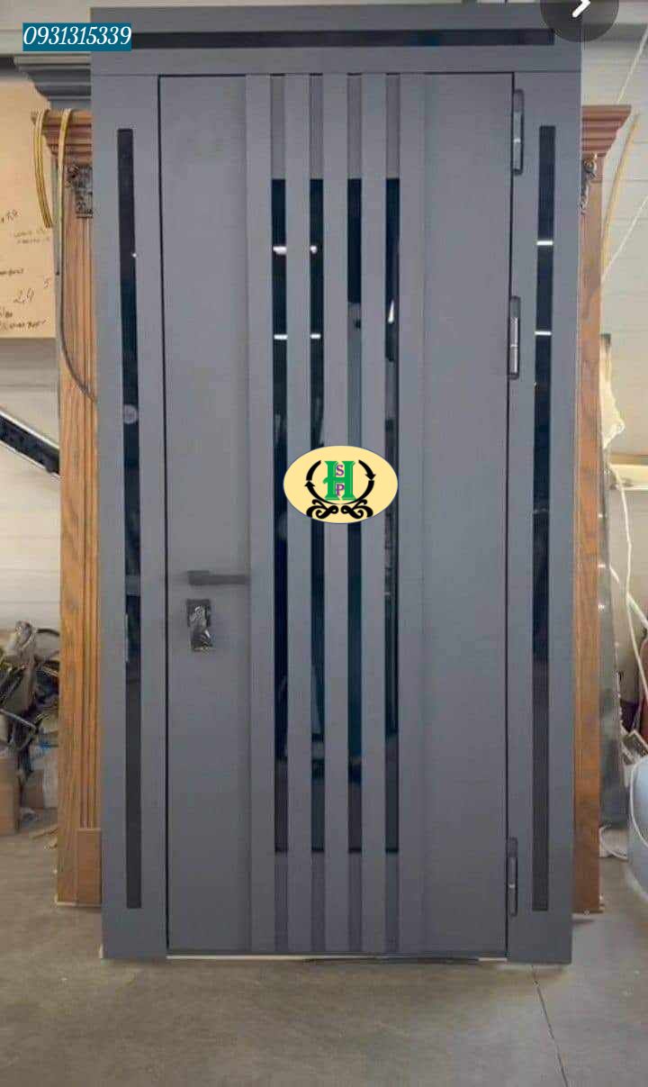 Cửa Sắt Gi&aacute; Rẻ Tại Bến C&aacute;t 