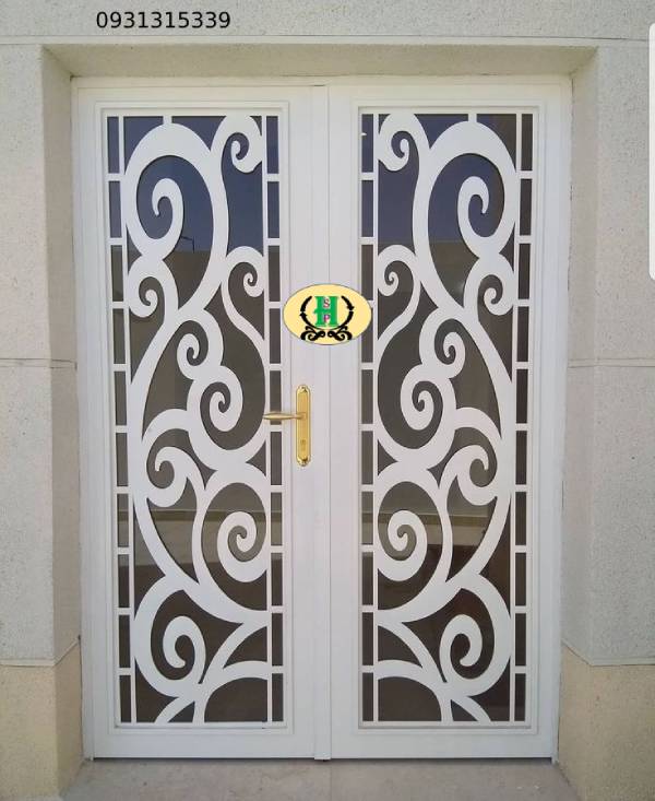 Gia c&ocirc;ng cửa sắt gi&aacute; rẻ tại Long Th&agrave;nh, Đồng Nai