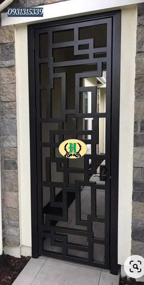 Thi C&ocirc;ng Trọn G&oacute;i Cửa Sắt Tại Dĩ An , Từ Tư Vấn Đến Lắp Đặt Ho&agrave;n Thiện