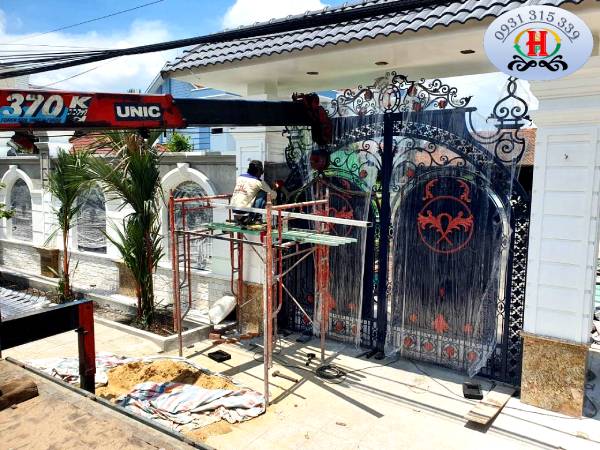 dịch vụ thay mới Cửa Sắt gi&aacute; rẻ Tại Bi&ecirc;n H&ograve;a