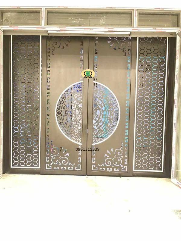 THI C&Ocirc;NG CỬA SẮT UY T&Iacute;N TẠI QUẬN G&Ograve; VẤP TP HCM
